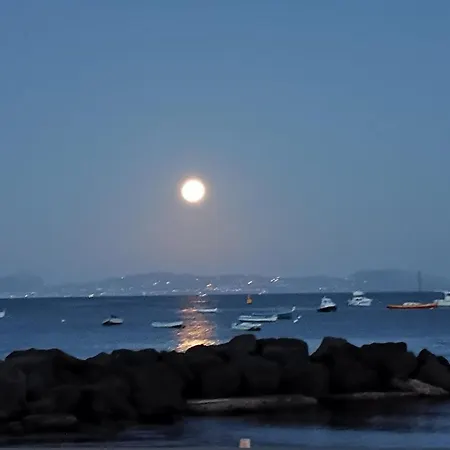 Апартаменты Fisherman's Cave *